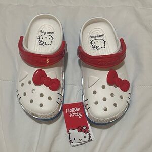 Hello Kitty Kids Slippers - White and Red